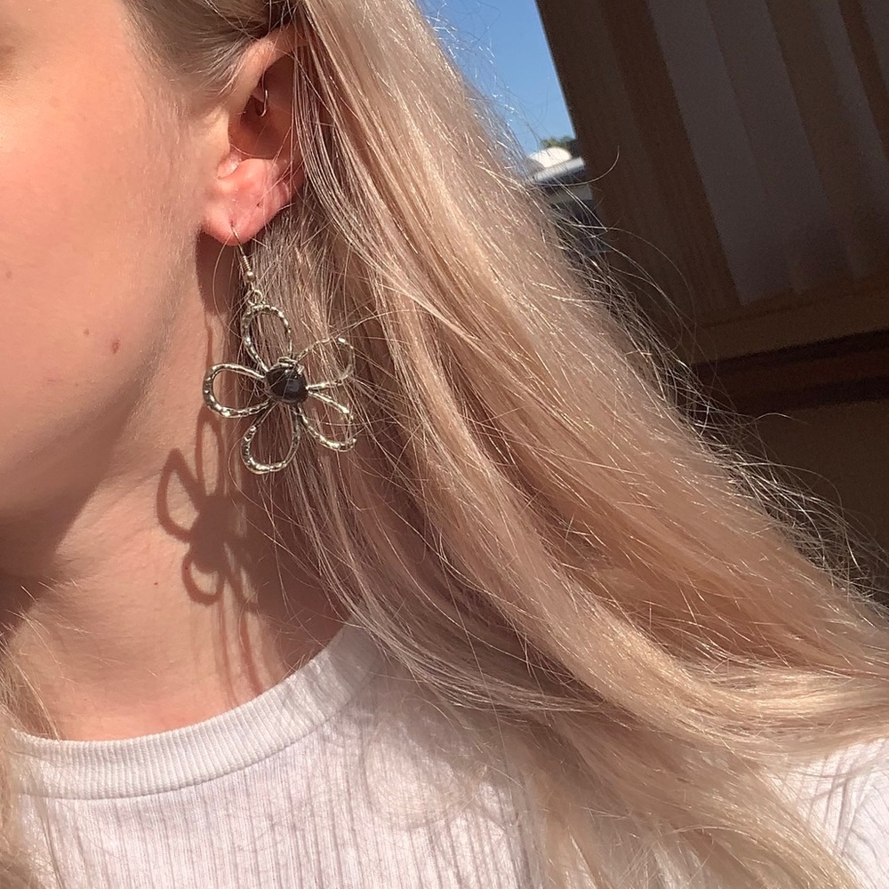 Silver Flower Earrings
